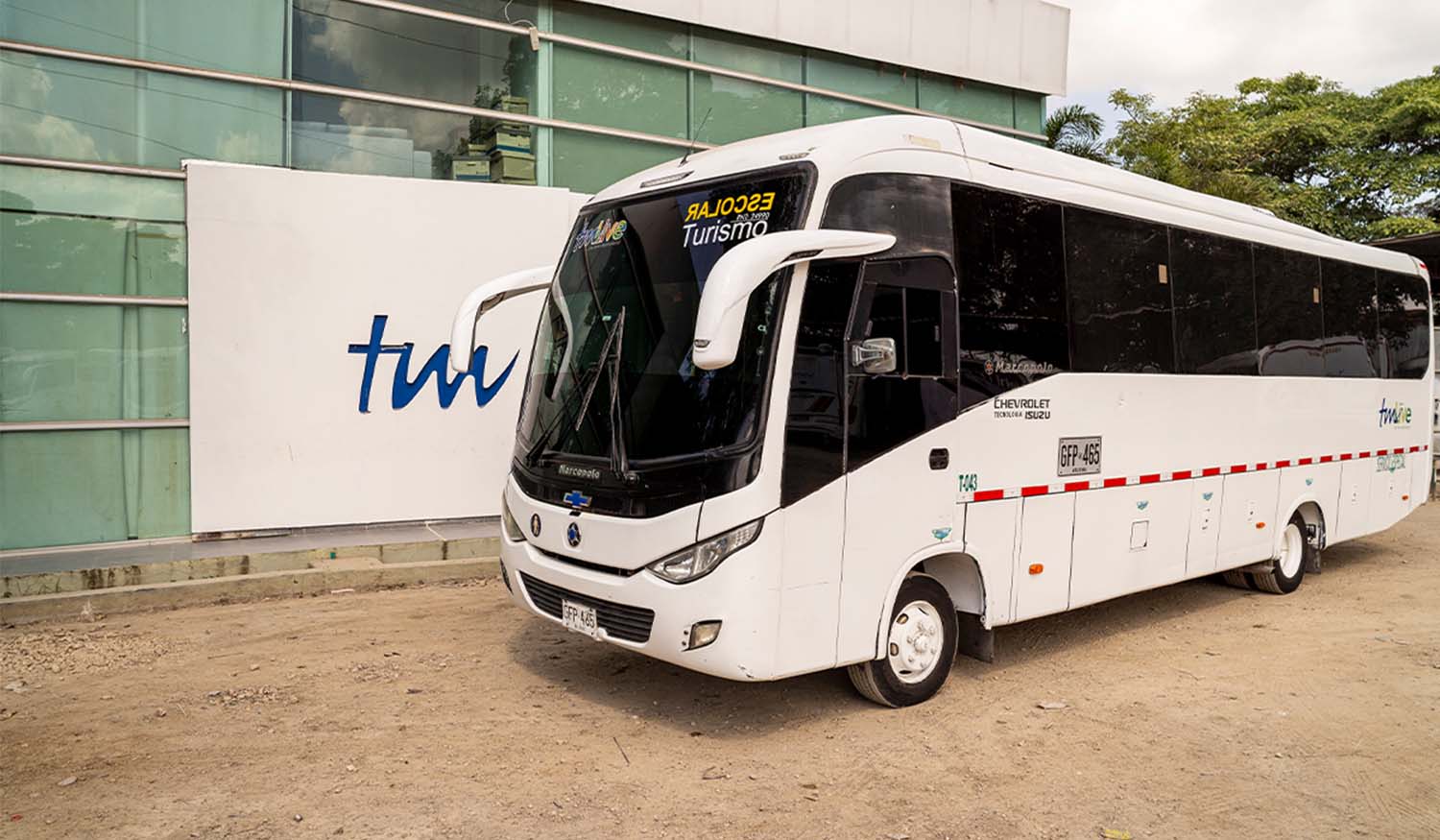 Busetones Para Transporte De Grandes Grupos Y Transporte Escolar ...